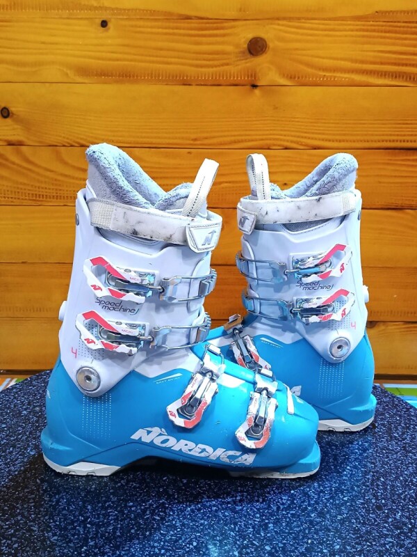 LYŽIARKY NORDICA SPEED MACHINE J4 24MP